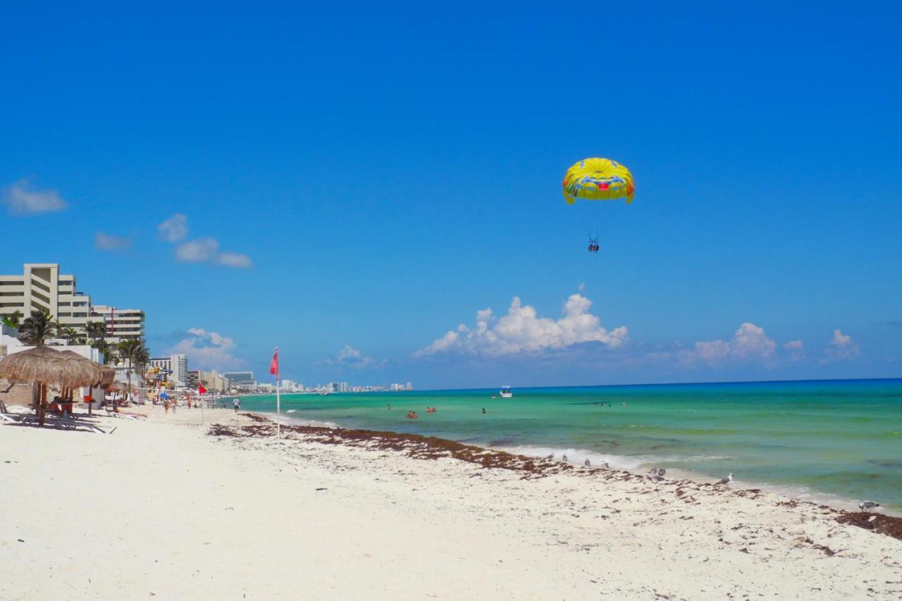 Beach, Fun & Relax At The Hotel Zone In Канкун Екстериор снимка