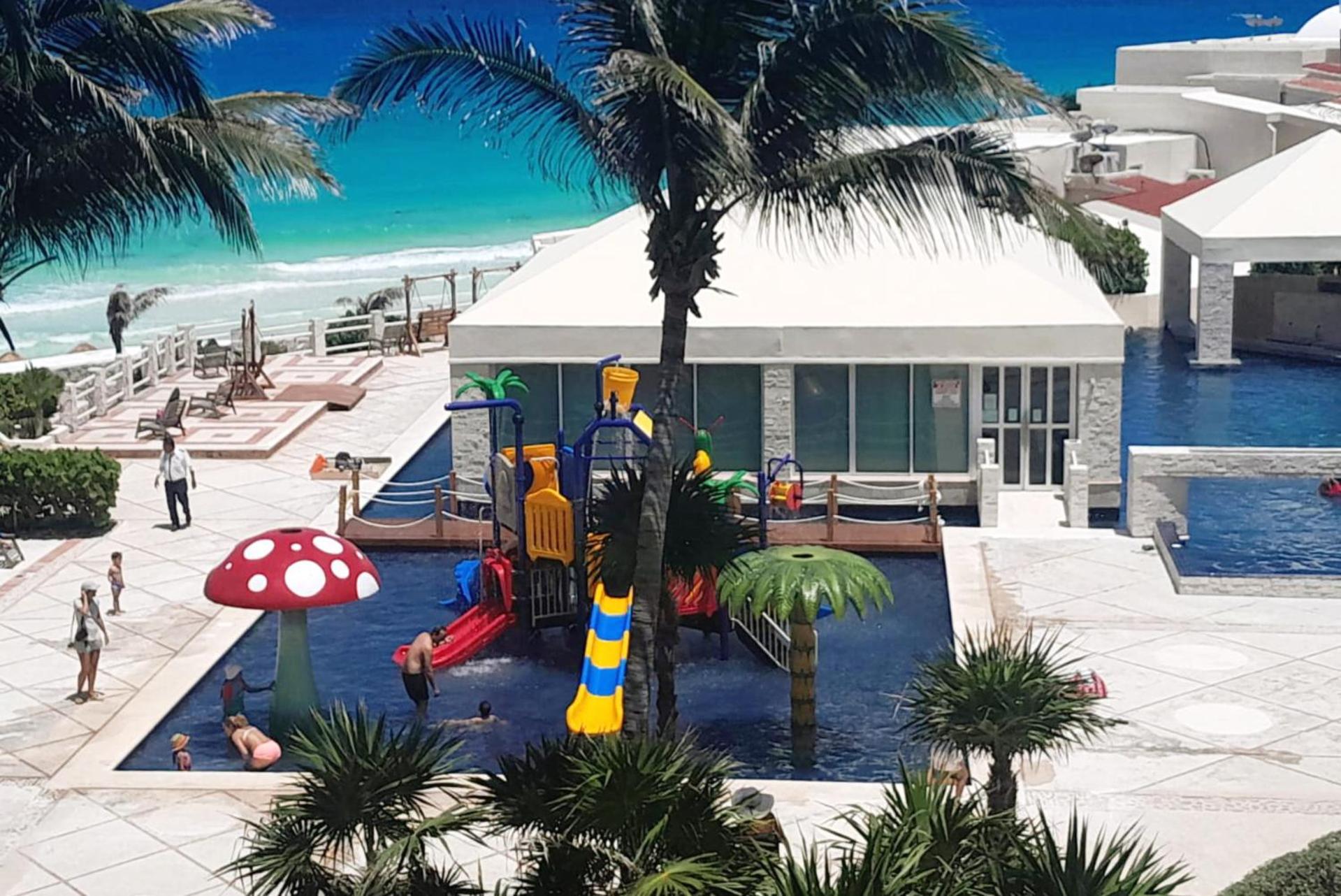 Beach, Fun & Relax At The Hotel Zone In Канкун Екстериор снимка